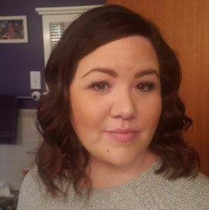 Meet your Posher, Alysia